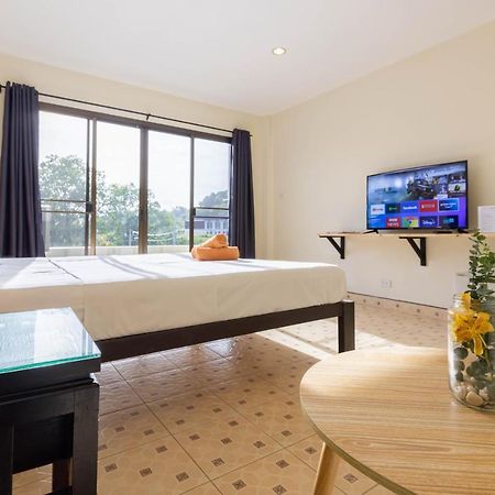 Club22 Kamala Suites, Kamala Beach Zewnętrze zdjęcie